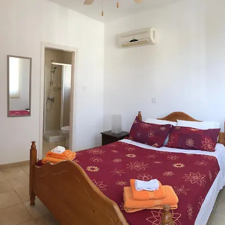 Villa Lola *